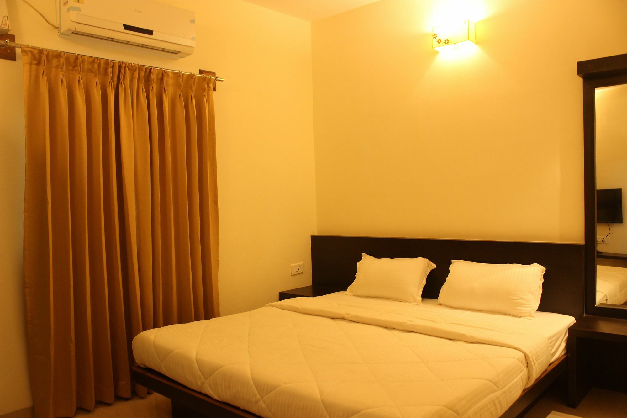 Boutique 2 Bhk North Goa Road Apartment Sangolda Bagian luar foto